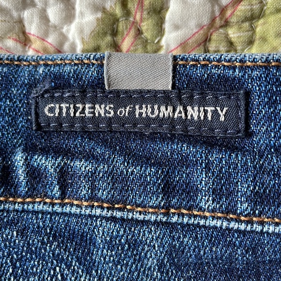 Citizens of Humanity Shorts, Size 29 - Picture 3 of 7